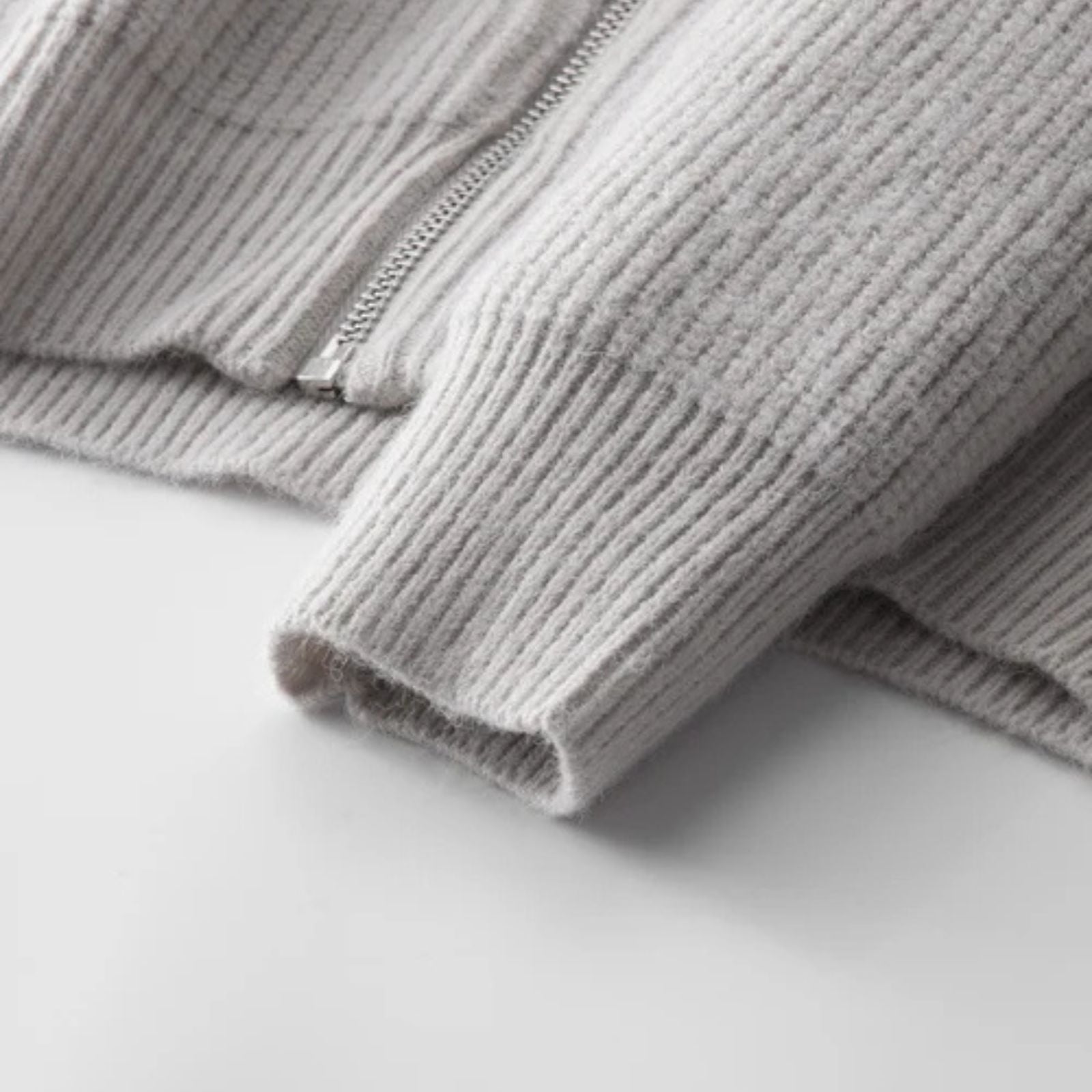 Men’s Wool Zipper Vest | Knit Fabric