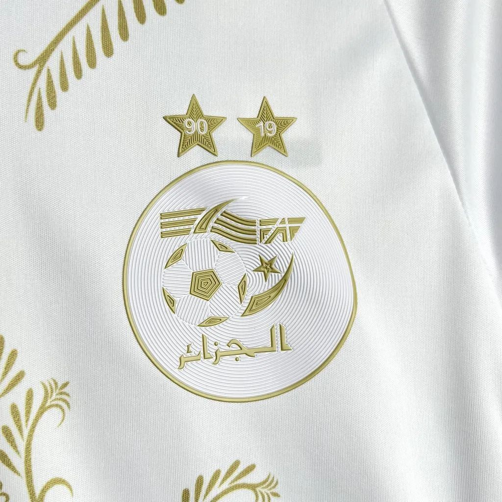 Algeria White/Gold Kit