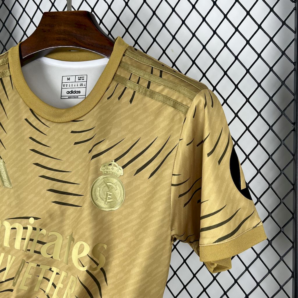 Real Madrid Gold Kit