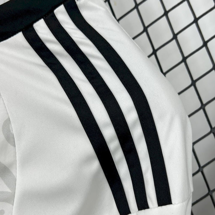 Benfica White Eagle Kit