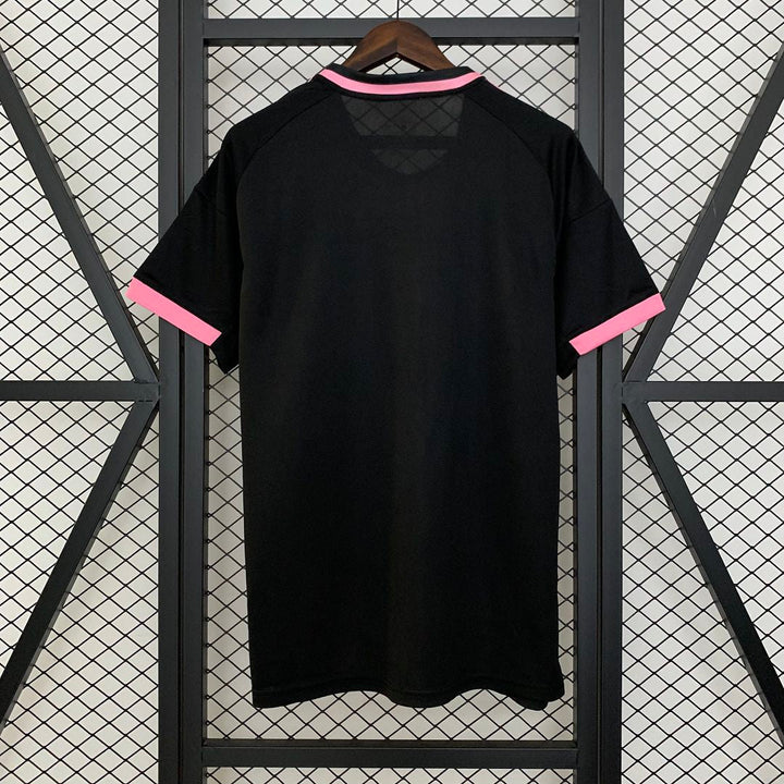 Real Madrid Pink Snake Kit